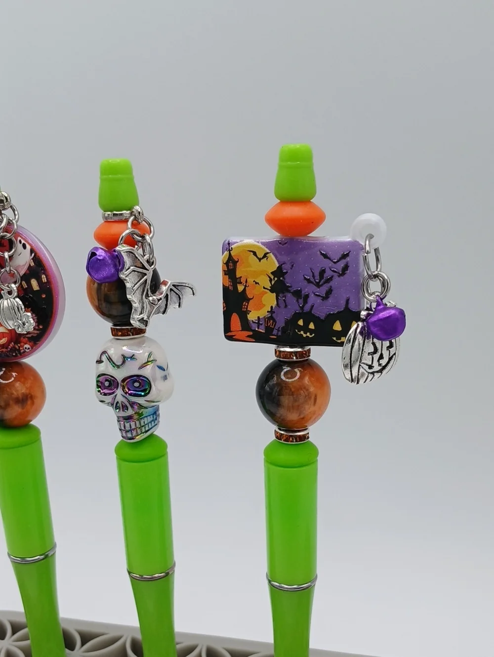 Halloween Beaded Charm Pens Set